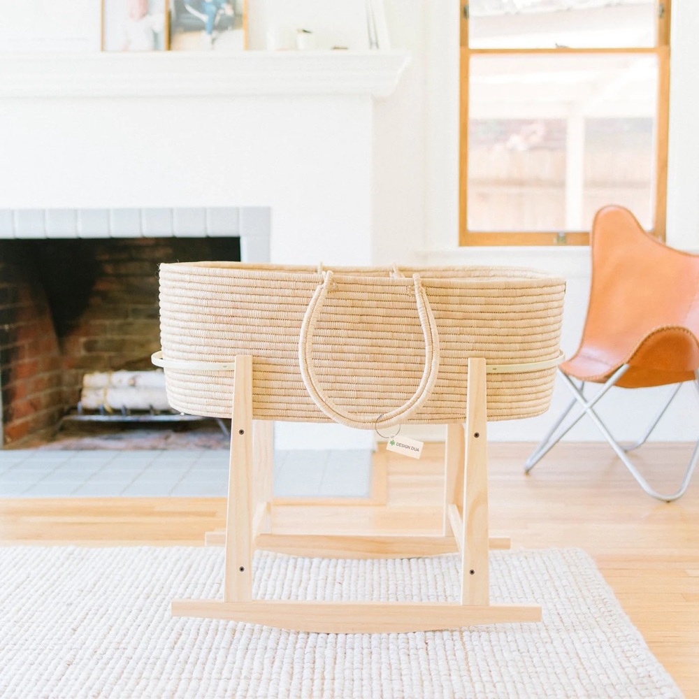 Design Dua Bassinet